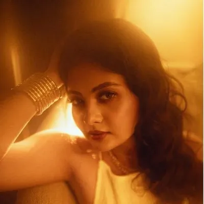 Shruti Bardhan profile