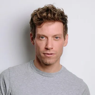 Barrett Foa profile