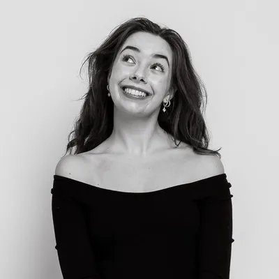 Zoe Belcour profile