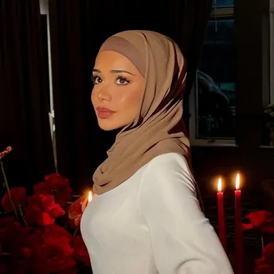 Batul Bazzi profile