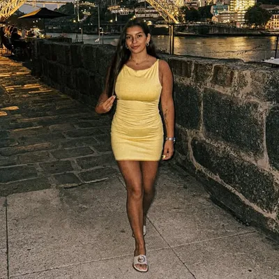 Beatriz 🤎 profile