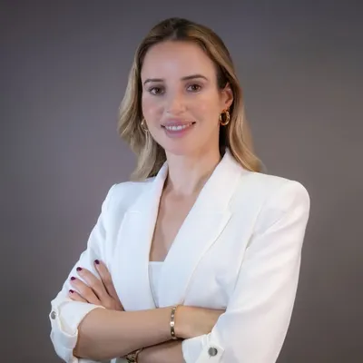 Beatriz Recari profile