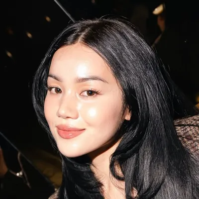 thuy lam profile