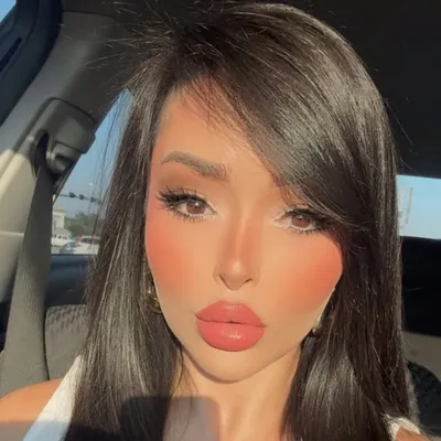 Kari Muñoz profile