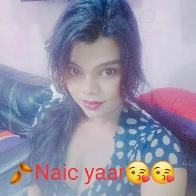 zoya khan profile