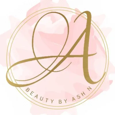 TORONTO LASH STYLIST profile