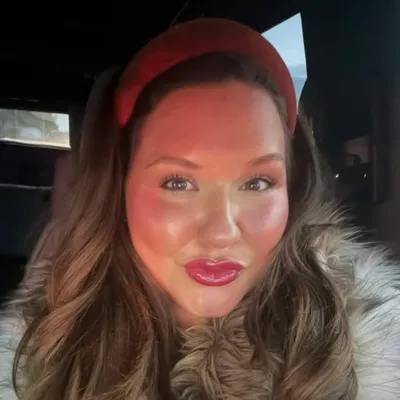 Tori Mejia ~ Hair & Makeup profile