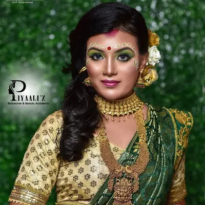 TIYASA🧿BEAUTY INFLUENCER🍁