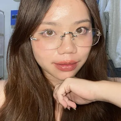 It’s me, Vina🍎 profile