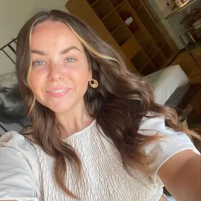 Rebecca Campbell profile