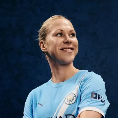 Rebecca Knaak profile