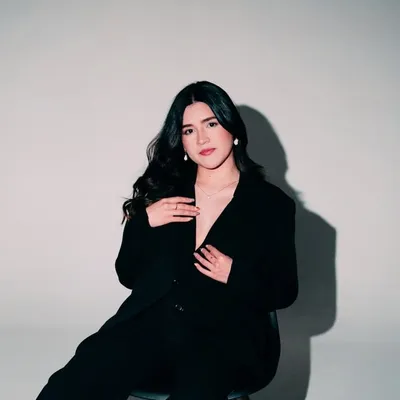 Becky Valenzuela profile