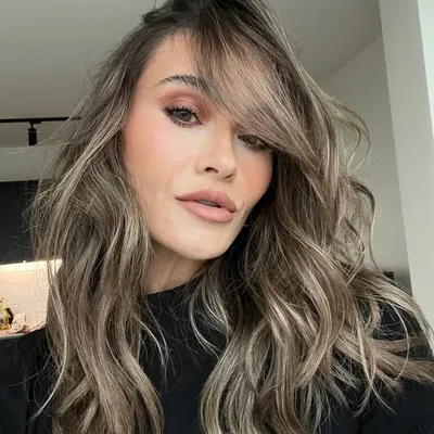 Becca Ahern | Fashion Stylist | Fitness | Travel profile