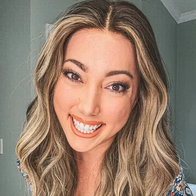Jen Brown | Hair Loss Confidence & Wigs profile