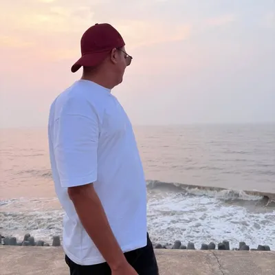 Ashutosh Dubey ♈ profile