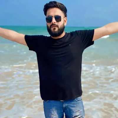 Navaid Khan profile