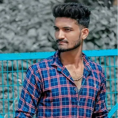 Being Shadab Khan profile