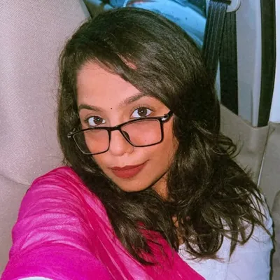 आर्या टोंगळे profile