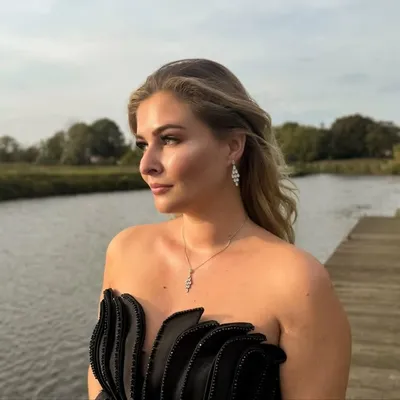 Laurence Bekaert profile