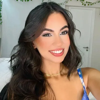 Bela Castro profile