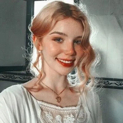 الانجليزية مع سارة profile