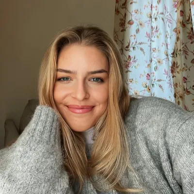 Bella Alarie profile