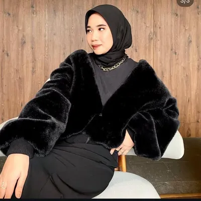 Vania Bella Leony profile