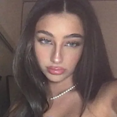 Bella Leppla profile