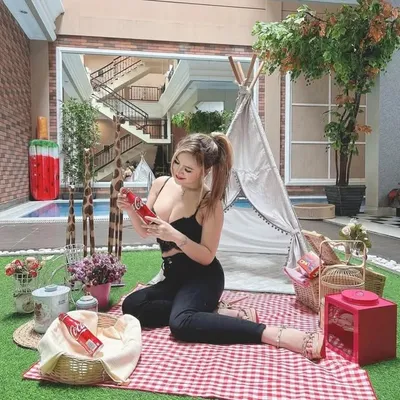 Bella Aprillia profile
