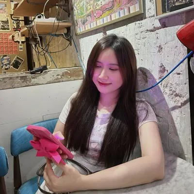Bella Seow profile