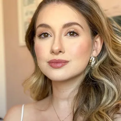 Isabella Oliver profile