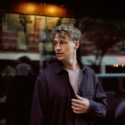 Tim Bendzko profile