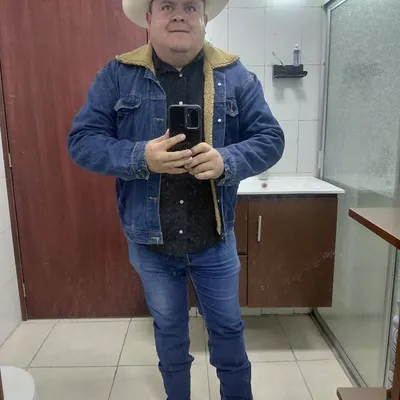 Benjamin Hdz T profile