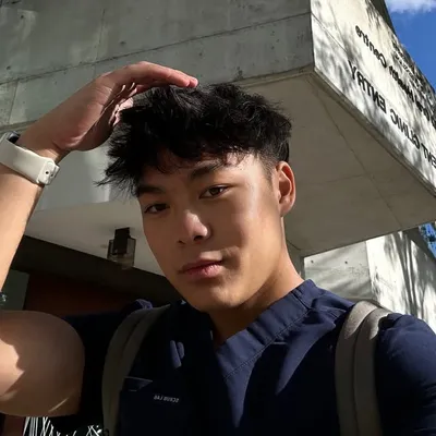 BENJAMIN LEE profile