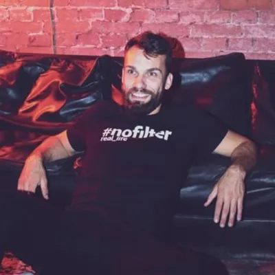 Ben's Couch profile