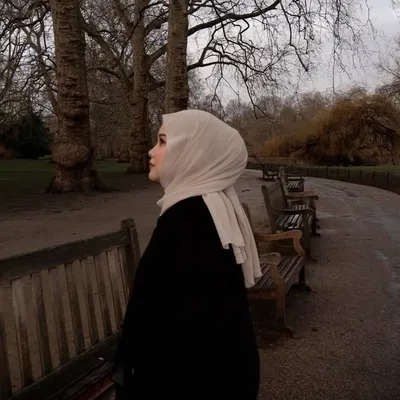 Aina Awatif profile