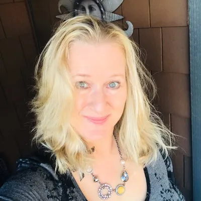 ✨BetsyLulu✨ profile