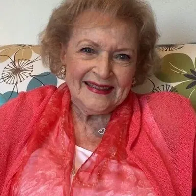 Betty White profile