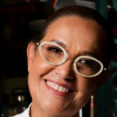 Betty Vazquez oficial/speaker profile
