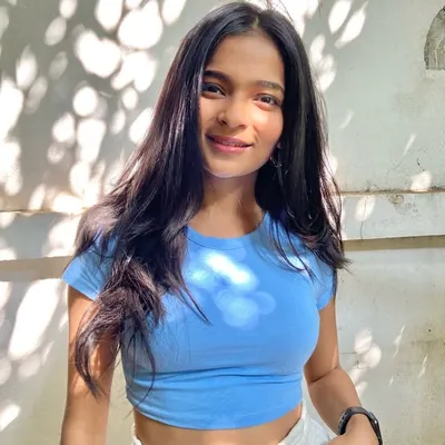 NIDHI VARGHESE profile