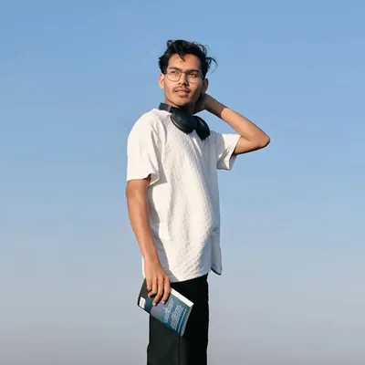 Bhanu Lariya profile