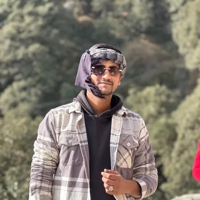 Manish Bhardwaj profile