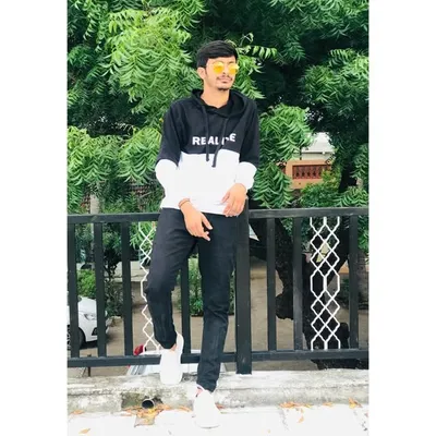 ๐ ๐ ๐ ๐ฉ ๐ ๐ ๐ฃ ๐ profile