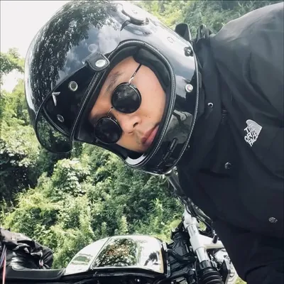 VL Biakdika profile