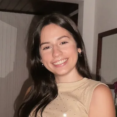 Bianca Paiva profile