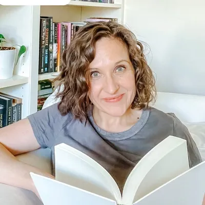Theresa | Books + Real Life profile