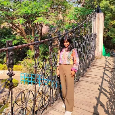 BOOKSTAGRAM📚Srishti Mahato profile