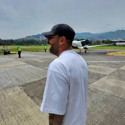 Juan Ballesteros profile