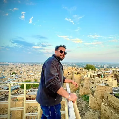 Lucky Singh profile