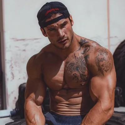 Logan Frazier profile